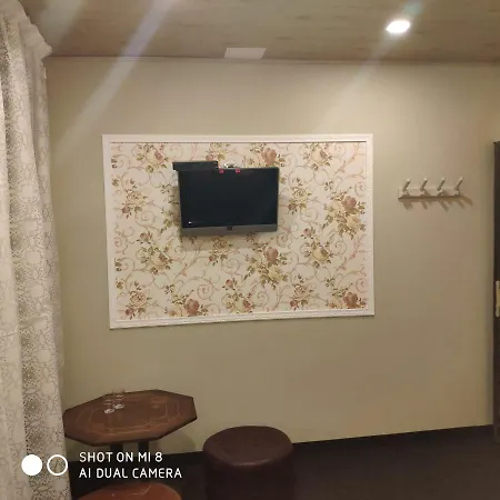 מלון Maza Kalna 27 *