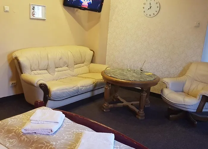 Viesnīca Maza Kalna 27 Riga