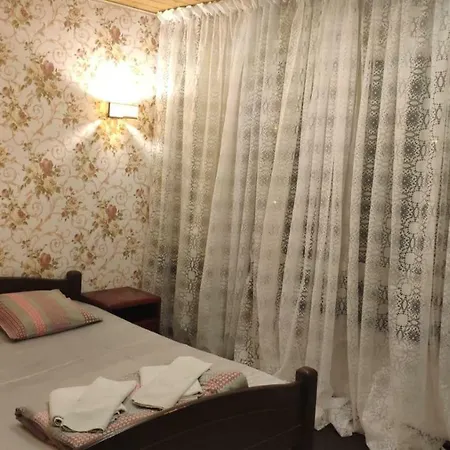 Maza Kalna 27 Отель